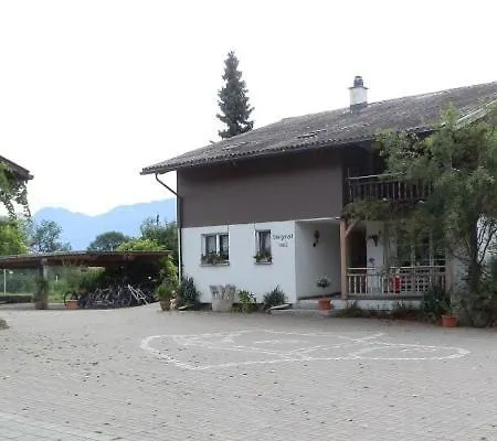 Steigmatt Bauernhof- Erlebnis Farm stay *